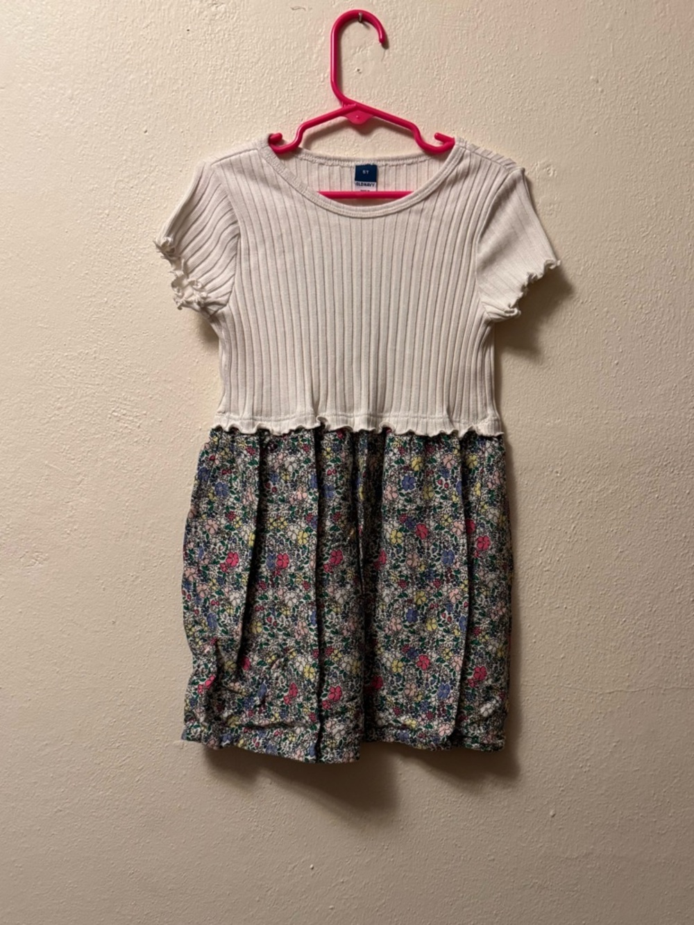 Old Navy Soft- Cream Short-Sleeve with Colorful Floral Print Skirt Dress 5T - Picture 1 of 8